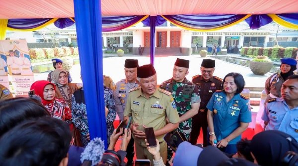 Hari Pertama Kerja Pasca Libur Idul Fitri, Layanan Pemkot Bandung Dipastikan Prima