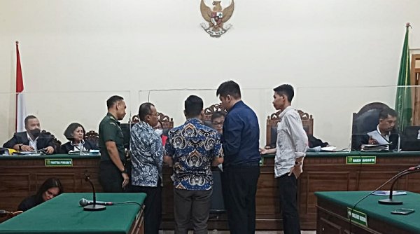 Fifie Buka Alasan Gugat Ellen Sulistyo dalam Sidang Gugatan Wanprestasi Pengelolaan Restoran Sangria by Pianoza