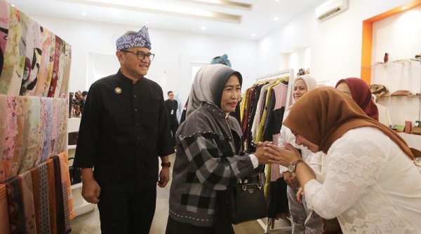 Dekranasda Kota Bandung Berakselerasi dengan Pelatihan dan Peningkatan Produk Lokal