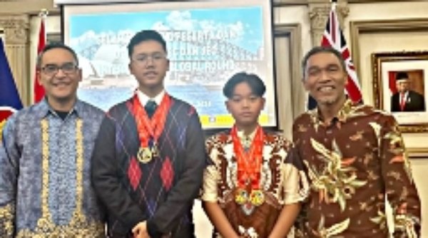 Pelajar Indonesia Raih Emas dalam Lomba Matematika dan Bahasa Inggris Internasional di Australia 
