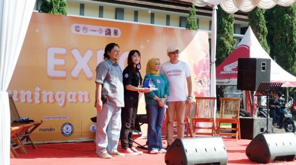 President University Gelar Expo UMKM Perdana 'CommStride 2024' di Kuningan