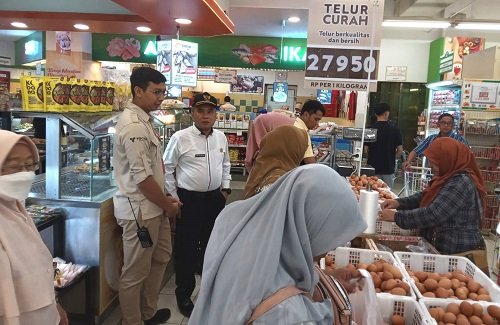 Diskanak Pantau Kualitas Daging dan Ikan di Pasar