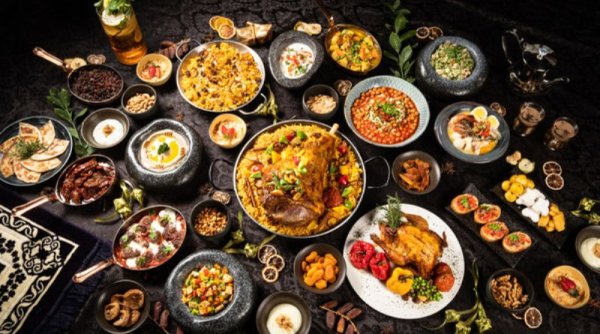 Bagaimana Hukumnya Membatalkan Puasa Syawal Karena Menghormati Tuan Rumah yang Menyuguhkan Makanan?