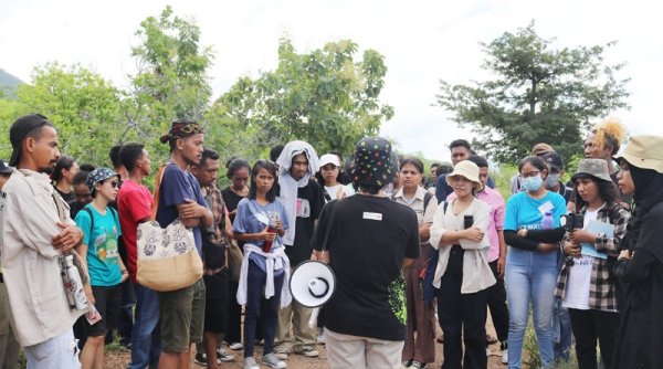 Gotong Royong untuk Flobamoratas: Konsolidasi Komunitas Orang Muda NTT untuk Aksi Iklim Melalui Karya Seni