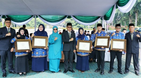 Hardiknas 2024 di Kab. Bandung, Bupati Tawarkan Beasiswa S2 Termasuk untuk Dokter Spesialis