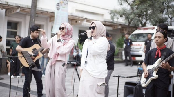 'Ngejam' dan Seru-seruan di Braga Beken