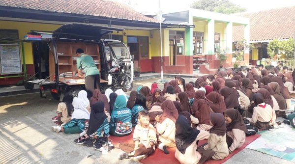 Hari Pendidikan Nasional Momentum untuk Meningkatkan Gemar Membaca
