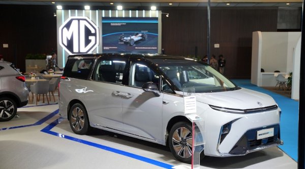 Tutup Ajang PEVS 2024 dengan Gemilang, MG Raih Penghargaan “Favorite Big MPV” untuk MG Maxus