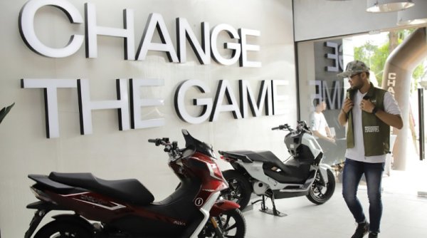 Tawarkan Pengalaman Mobilitas Listrik Terbaru, ALVA Experience Center Hadir di Gading Serpong