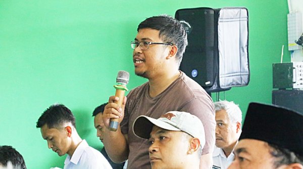 Rembug Bedas di Desa Kramat Mulya, Firdaus Berharap Program Insentif Guru Ngaji Dilanjutkan
