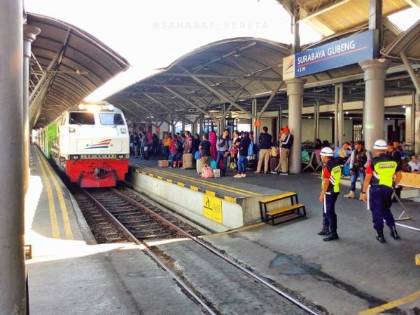Jadwal dan Tiket Kereta Lokal Surabaya Hari ini