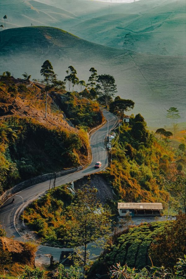 Tempat Wisata Sunrise Point Cukul: Pesona Matahari Terbit di Pangalengan