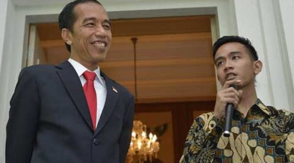 Jokowi dan Gibran Angkat Bicara Terkait Putusan MA Bahas Usia Untuk Kepala Daerah
