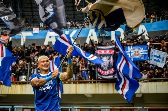 Persib Bandung Siap Kejutkan Bobotoh dengan Dua Bintang Baru dari Portugal