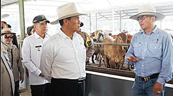 Menteri Pertanian Angkat Topi untuk Arie Triyono dan Peternakan Terpadu di Balaraja