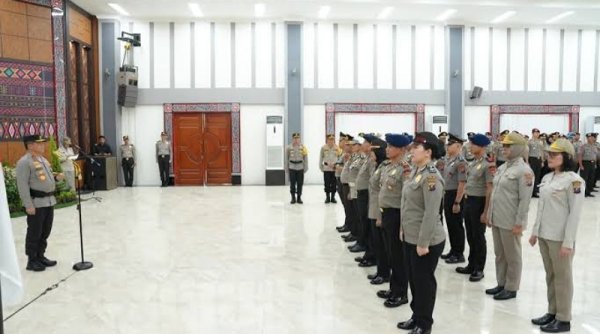31 Perwira Tinggi Polri Naik Pangkat, Termasuk Kombes Sumy Hastry Purwanti