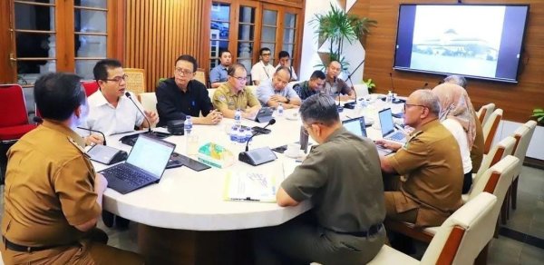 Pertemuan dengan Sekda Jabar, Ikhtiar Bupati Bandung Ajukan 11 SMA/SMK baru