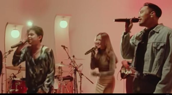 "Sialan" Lagu yang Menyentuh Hati dari Juicy Luicy & Adrian Khalif