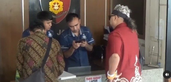 Pemanggilan Mendadak Produser dan Sutradara Film Vina oleh Polisi Spekulasi Tersangka Baru Muncul