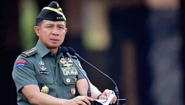 Panglima TNI Jenderal Agus Subiyanto Kunjungi Prajurit di Batam, Berikan Bantuan Modal Usaha