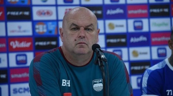 Persib Bandung Bersiap untuk Laga Uji Coba Pramusim, Kondisi Keuangan Tim Menjadi Kendala