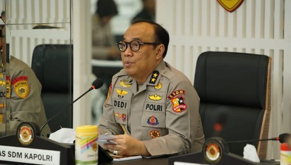Transisi Kepemimpinan di Kabaintelkam Polri: Komjen Suntana Pensiun, Irjen Merdisyam Mengambil Alih