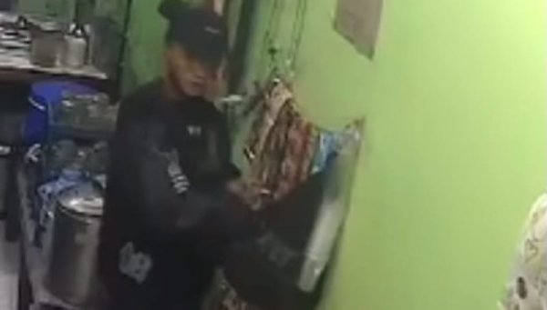 Peristiwa Mengejutkan di Warteg Jl. Kebon Jati Bandung