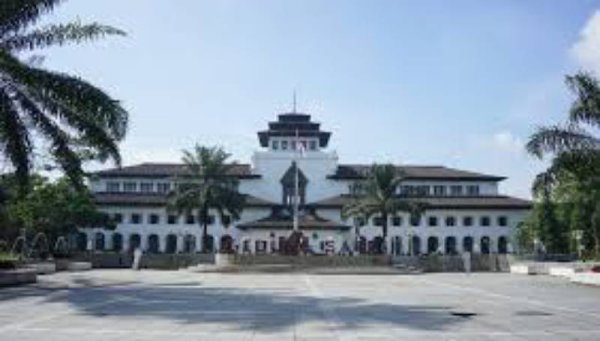 10 Tempat Wisata di Bandung yang Ramai di Kunjungi oleh Masyarakat