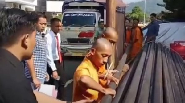 Kasus Pencurian Tiang Internet: Lima Orang Ditahan di Sumedang