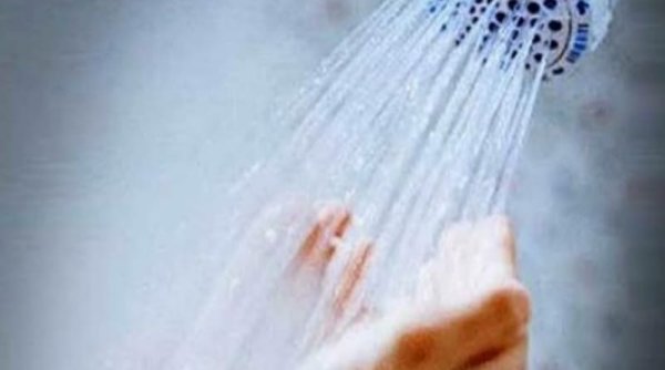 Mana yang Lebih Baik Mandi Pagi Atau Sore ? Begini Penjelasannya