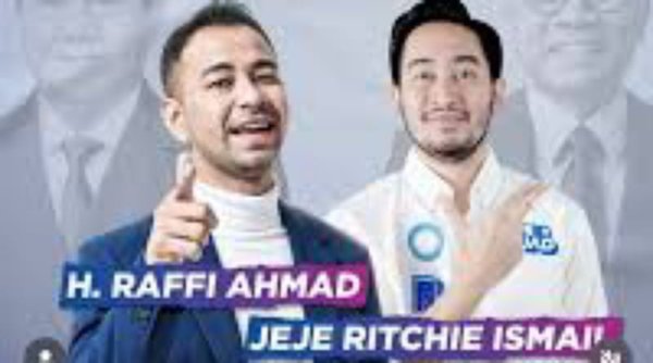 Gempar di Media Sosial: Poster Raffi Ahmad dan Jeje Govinda di Belakang Prabowo dan Zulkifli Hasan