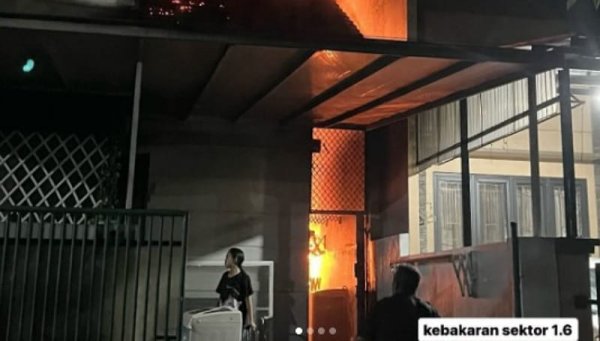 Kebakaran Rumah Akibat Charger Handphone yang Meledak