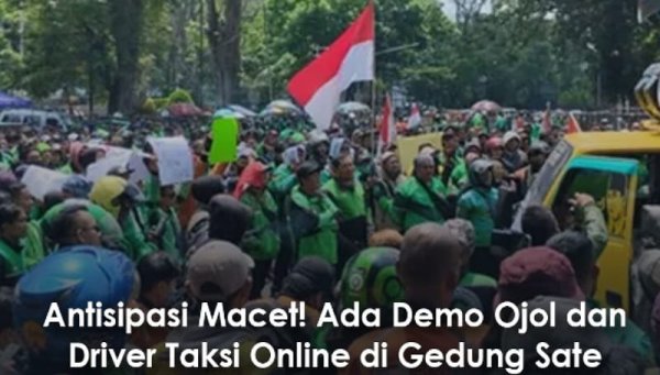 Protes Tarif Angkutan Online: Komunitas Ojol dan Driver Taksi Jabar Bergerak di Gedung Sate
