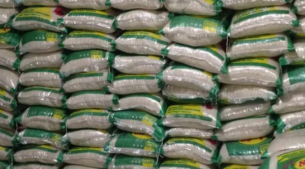 Pemerintah Salurkan Bantuan Pangan Beras untuk 260.190 Keluarga di Indramayu