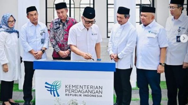 Peresmian Masjid Al-Ihsan oleh Menteri Perdagangan di Direktorat Metrologi Bandung