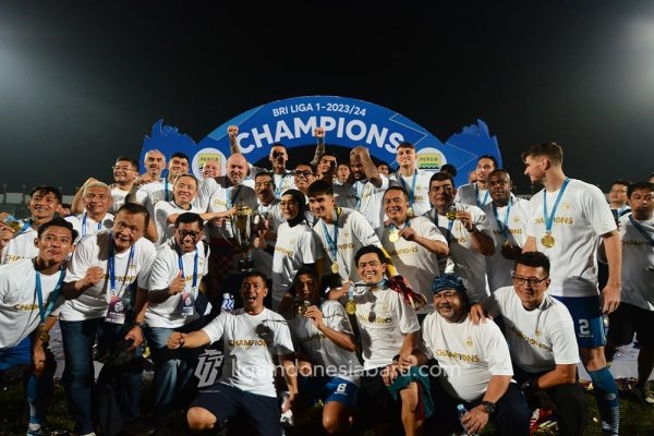 Triumph in Bandung: Persib Bandung Crowned as Liga 1 Champions 2023-2024