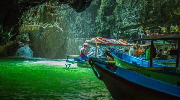 Jawa Barat Sahkan Perda Kepariwisataan: Langkah Besar Menuju Destinasi Wisata Unggulan