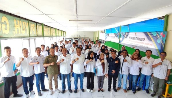 Kunjungan Wisatawan ke Kabupaten Bandung Capai Jutaan Jiwa, Pemkab Bandung Siapkan Tenaga Lokal Desa Wisata Tour Guide