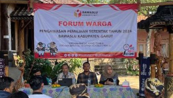 Bawaslu Kabupaten Garut Ajak Masyarakat Aktif Laporkan Dugaan Pelanggaran Pemilu di Forum Warga