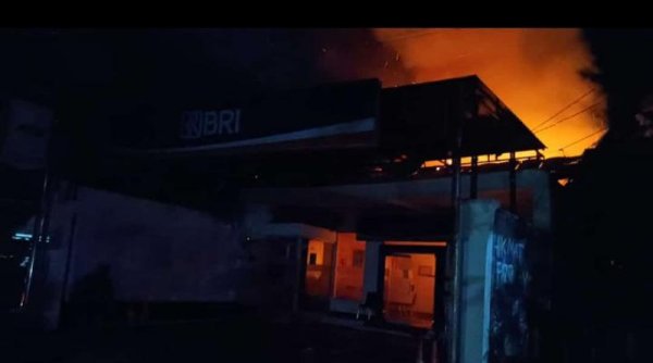 BRI Unit Simpenan Sukabumi Dilalap Si Jago Merah