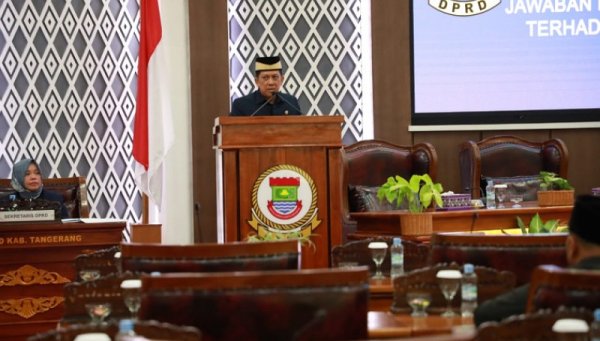 Soma Atmaja Ditunjuk sebagai Plh Sekda Kabupaten Tangerang oleh Pj Bupati Andi Ony dalam Rapat Paripurna DPRD