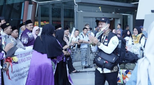 Jemaah Haji Jawa Barat yang akan Berangkat Tahun 2026 (No. Urut 21.401 – 21.700)