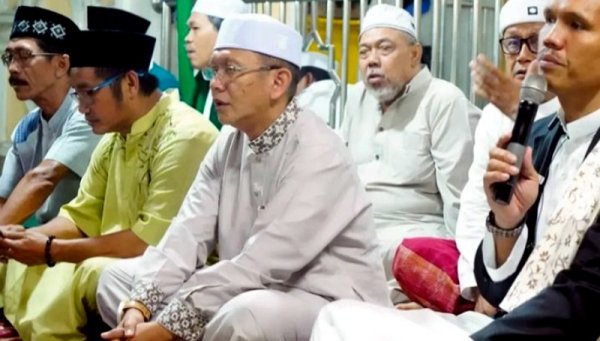 Pj Bupati Bekasi Dani Ramdan Gelar Subuh Keliling Bersama Muspika dan Ketua Baznas di Tambun Selatan