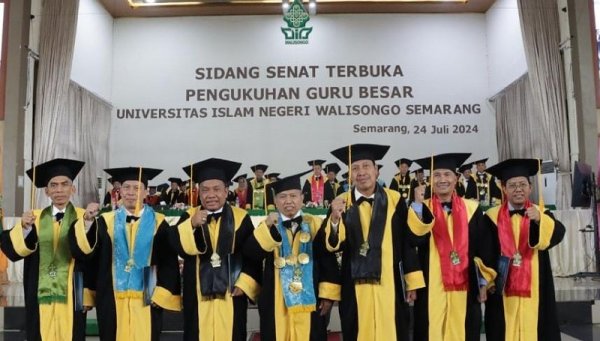 UIN Walisongo Semarang Kukuhkan Enam Guru Besar Baru, Cetak Sejarah dengan Ilmuwan Falak Pertama di Indonesia