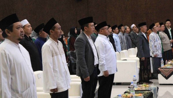 Pj Bupati Bekasi Hadiri Bahtsul Masail Santri, Bahas Isu Bullying dan Money Politics