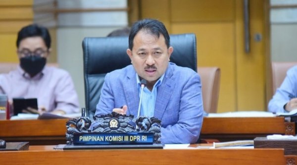 Putusan Bebas Ronald Tannur Bikin Geram, Komisi III DPR RI Siap Kawal Proses Hukum Kasus Dini Sera