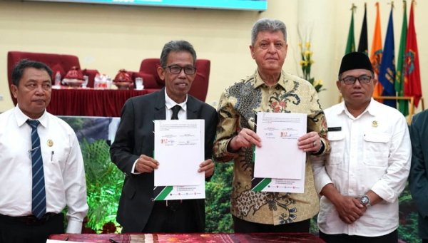 UIN Datokarama Palu Berikan Beasiswa Penuh untuk Warga Palestina