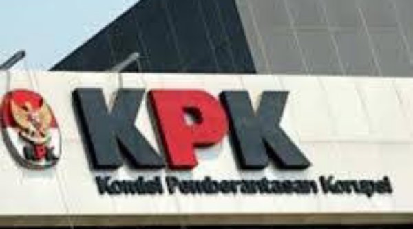 Ratusan Calon Pimpinan KPK Selesaikan Tes Tulis di Cilandak