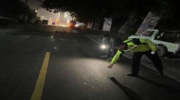 Jalur Sukabumi - Bogor Kembali Makan Korban : Tabrakan dengan L300, Pemotor Tewas