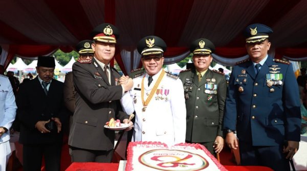 Hari Bhayangkara ke-78, Bupati Dadang Supriatna, "Polri semoga semakin sukses dan maju"